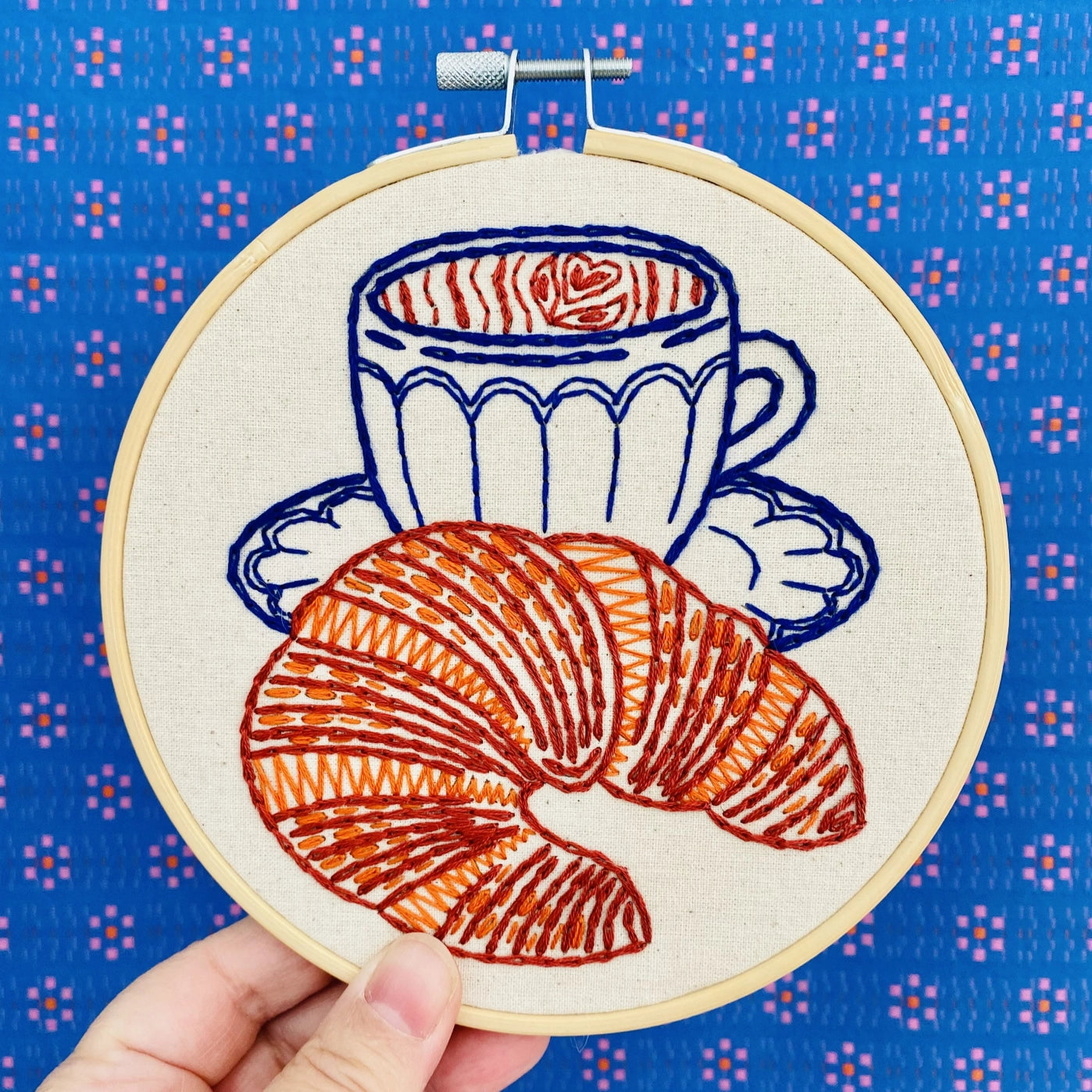 Kit de broderie complet - Croissant et Latte